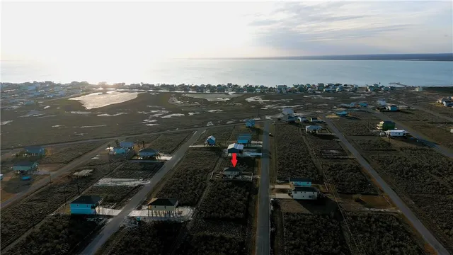 $245,000 | 377 West Misty Oak Lane, Rockport, TX 78382