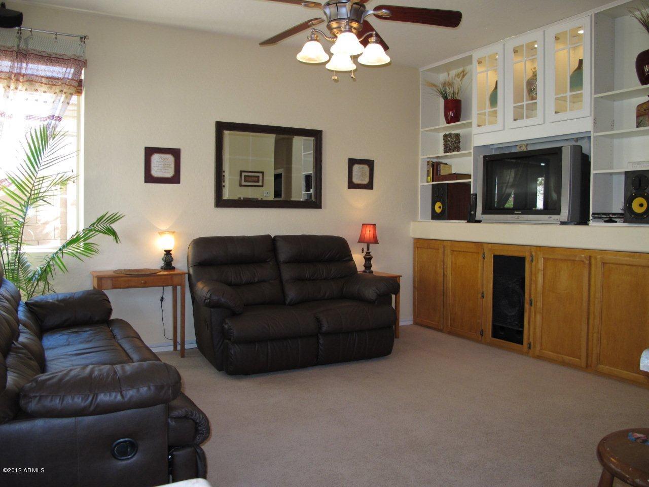 3360 East Powell Way Gilbert, AZ 85298 - Photo 8 of 26 FAMILY ROOM