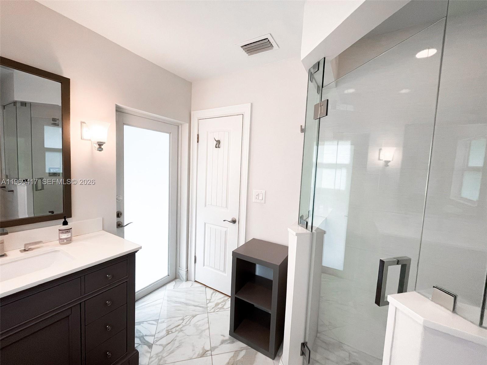 2932 Northeast 36th Street Lighthouse Point, FL 33064 - Photo 14 of 34 Gallery Image 14