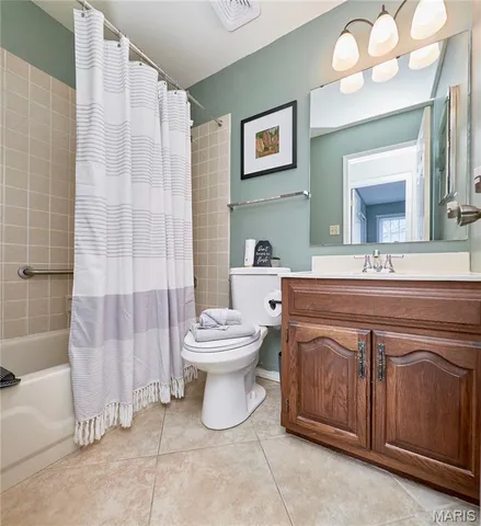 $394,900 | 4732 Arevalo Drive, St. Louis, MO 63128