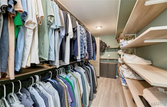 $394,900 | 4732 Arevalo Drive, St. Louis, MO 63128