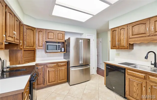 $394,900 | 4732 Arevalo Drive, St. Louis, MO 63128