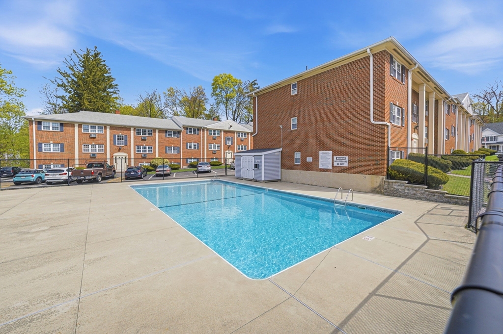27 Arlington Road, Unit 13 Woburn, MA 01801 - Photo 16 of 20 Gallery Image 16