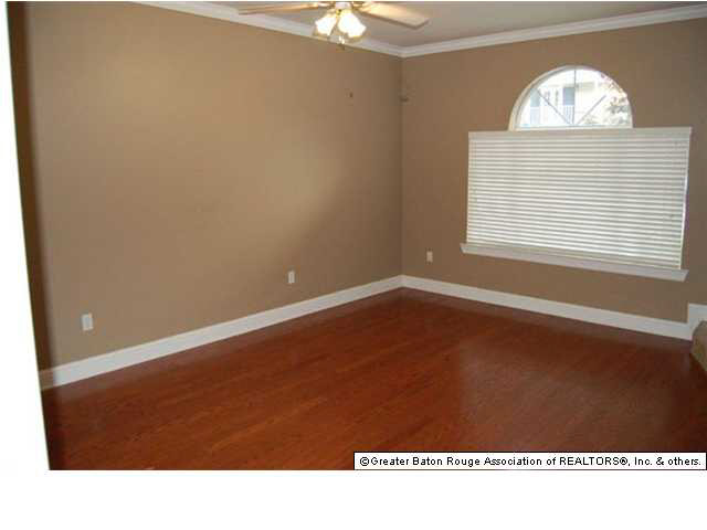 2210 Christian Street, Unit 37 Baton Rouge, LA 70808 - Photo 2 of 9 Gallery Image 2