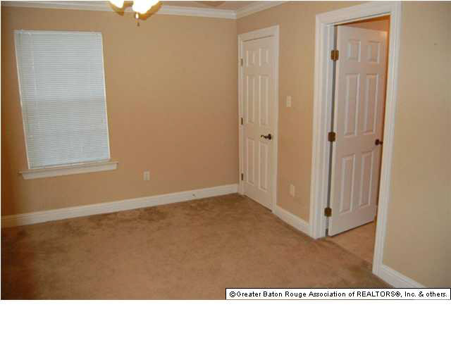 2210 Christian Street, Unit 37 Baton Rouge, LA 70808 - Photo 6 of 9 Gallery Image 6