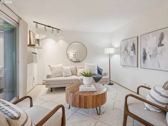 $195,000 | 13335 Southwest Allen Boulevard, Beaverton, OR 97005