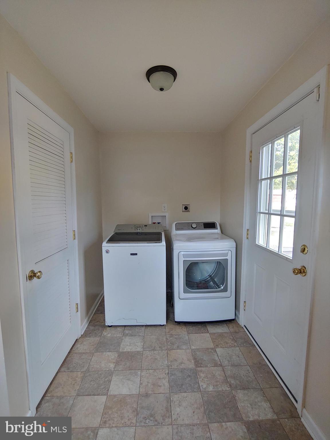 104 Friendship Road Elkton, MD 21921 - Photo 19 of 25 Washer/Dryer off Kitchen