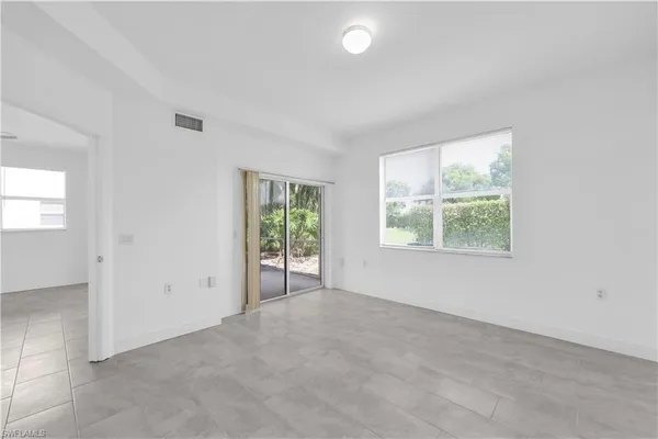 $319,000 | 365 Stella Maris Drive North, Unit 2901, Naples, FL 34114