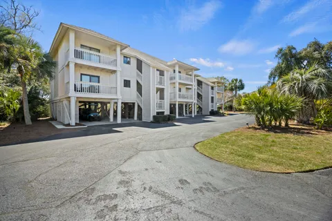 $380,000 | 2063 Longbend Drive, Seabrook Island, SC 29455