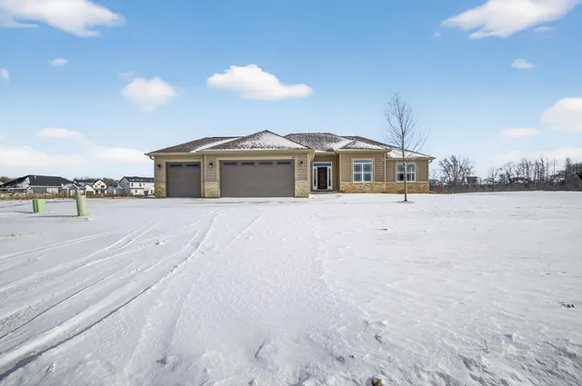 $649,900 | 339 York Street, Unit LT66, Union Grove, WI 53182