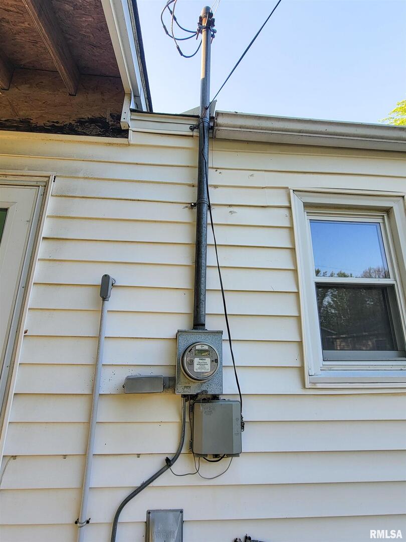 225 Hickory Street Flora, IL 62839 - Photo 53 of 56