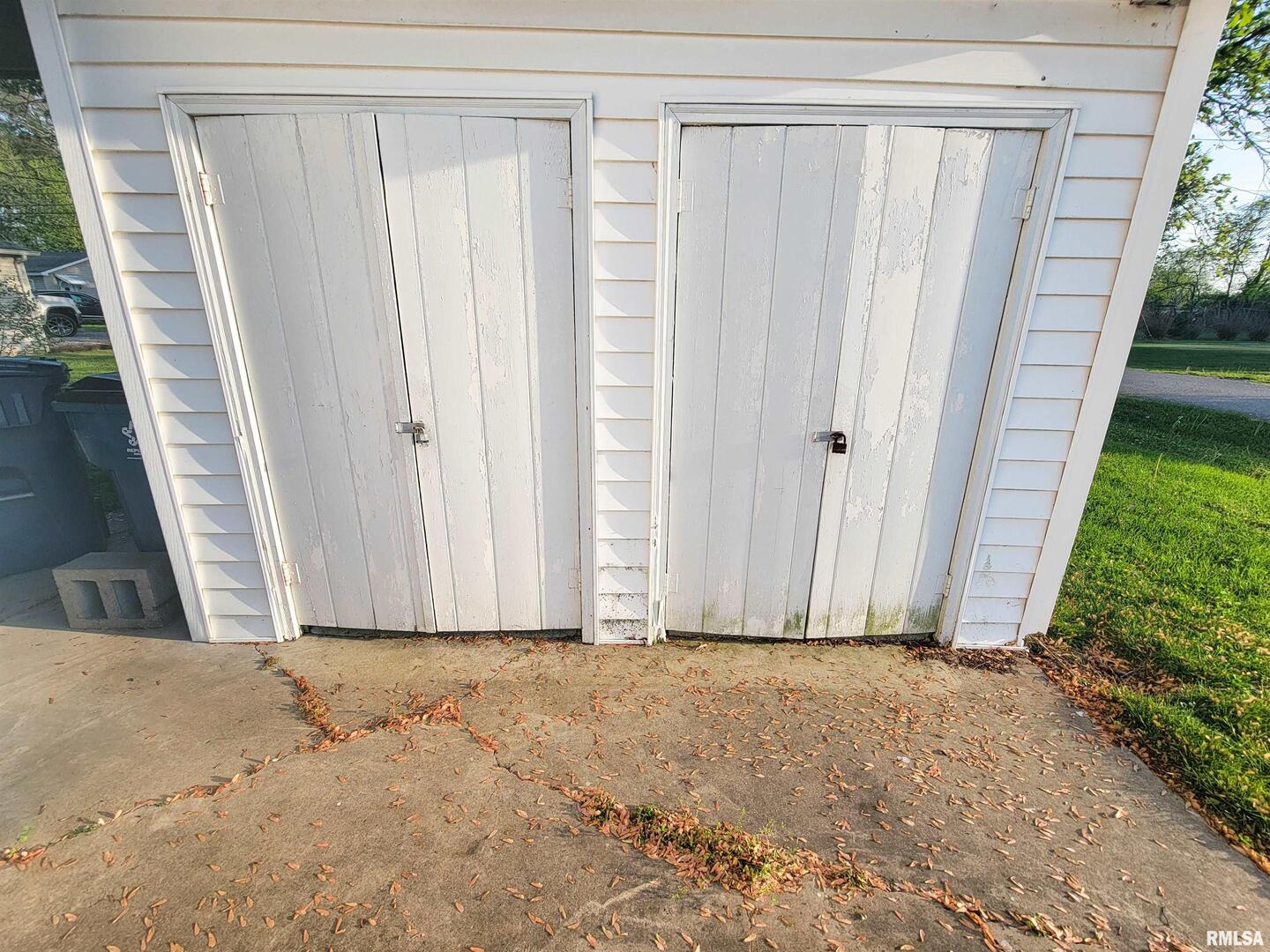 225 Hickory Street Flora, IL 62839 - Photo 8 of 56 a view of a storage & utility room