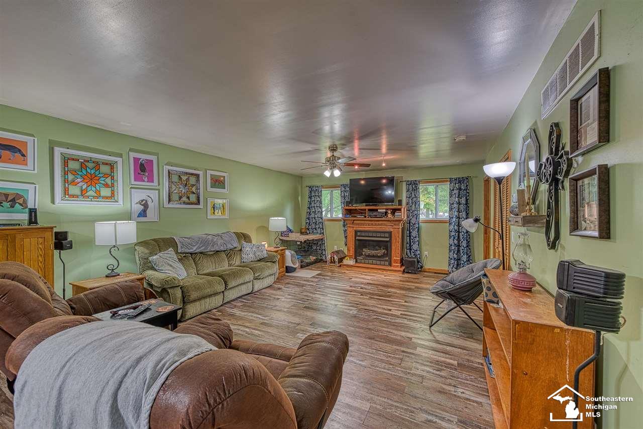 10165 Plank Road Maybee, MI 48159 - Photo 9 of 43