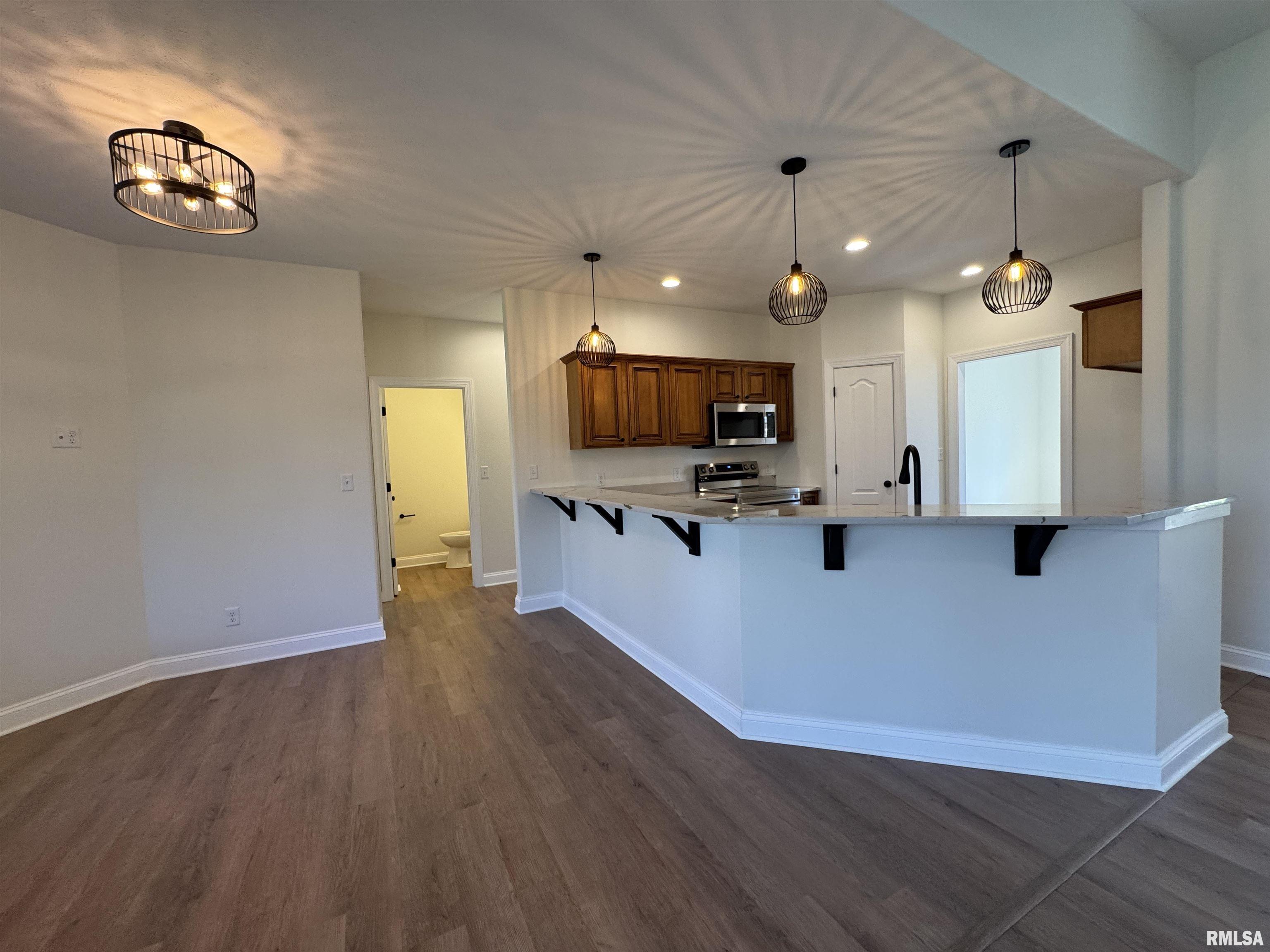 4335 Creek Drive Springfield, IL 62711 - Photo 12 of 62