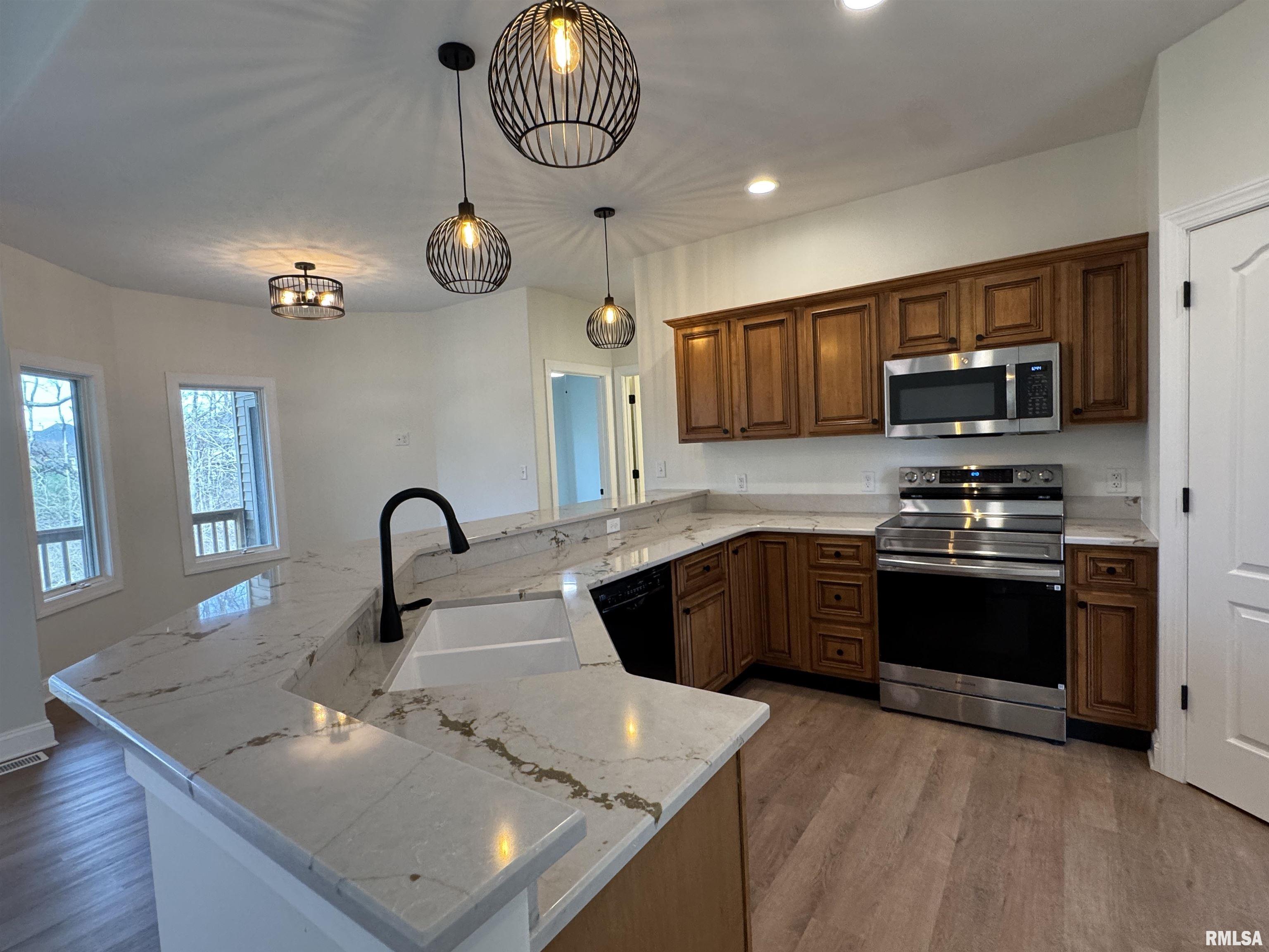 4335 Creek Drive Springfield, IL 62711 - Photo 16 of 62