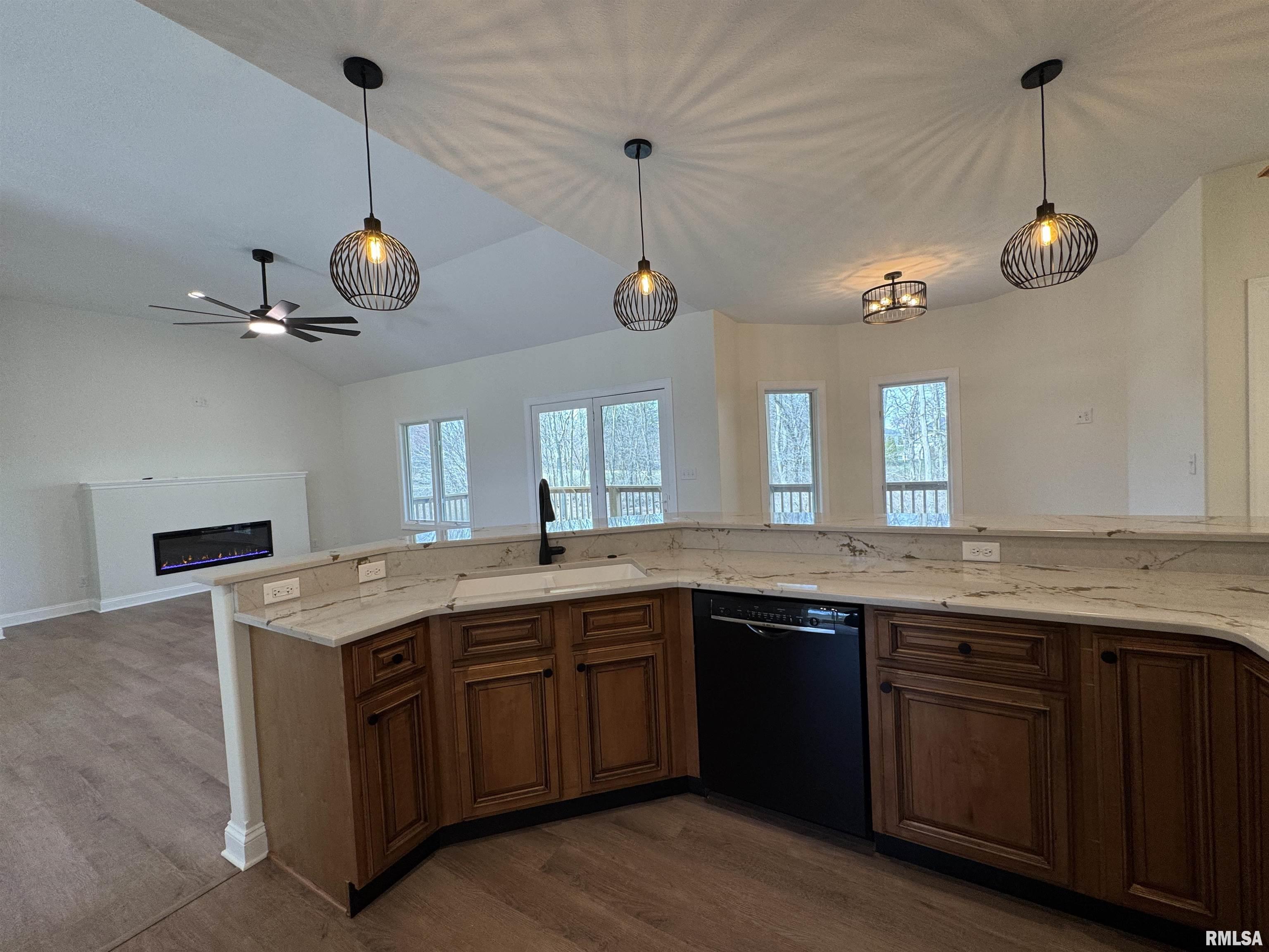 4335 Creek Drive Springfield, IL 62711 - Photo 20 of 62