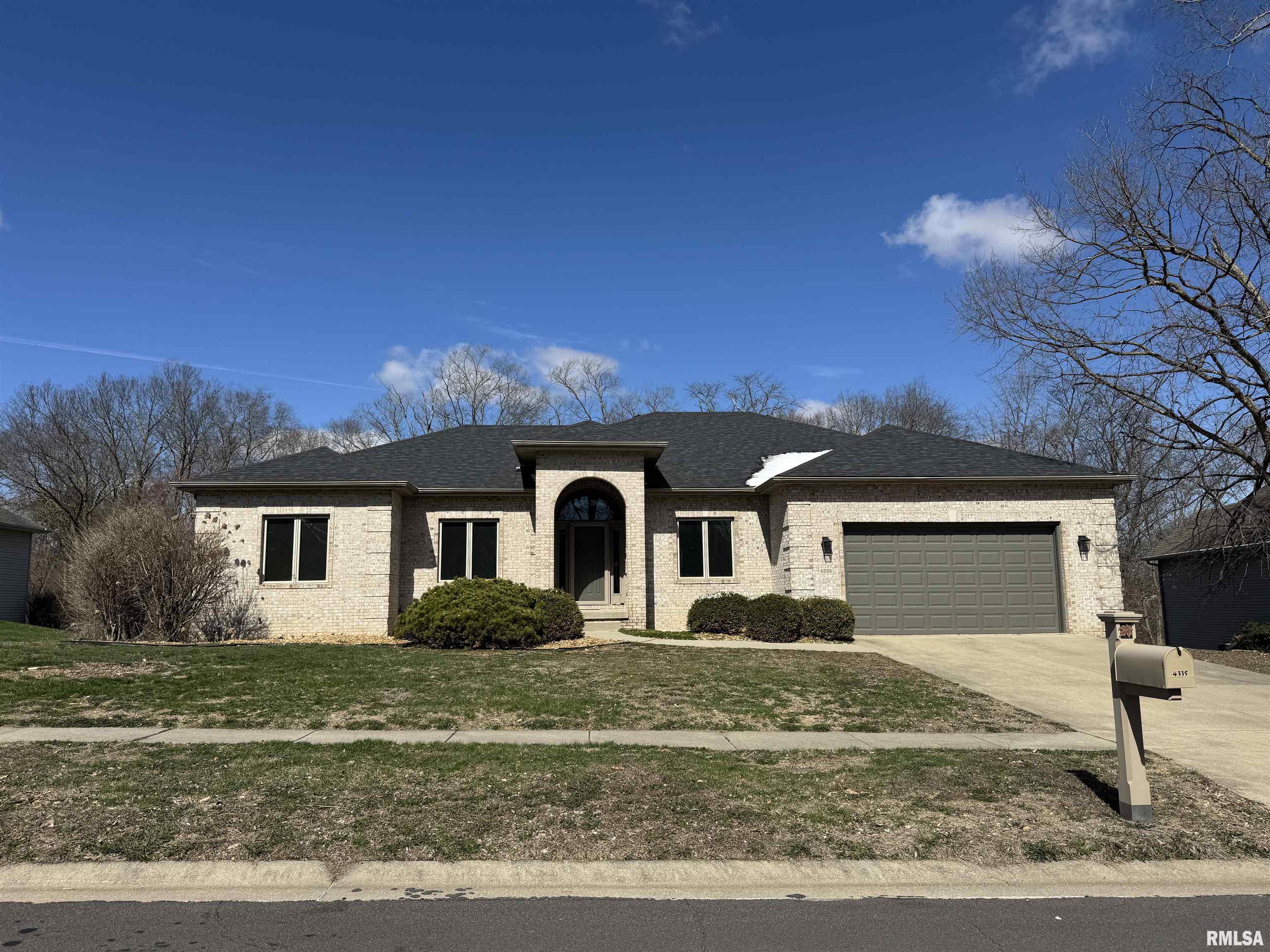 4335 Creek Drive Springfield, IL 62711 - Photo 2 of 62