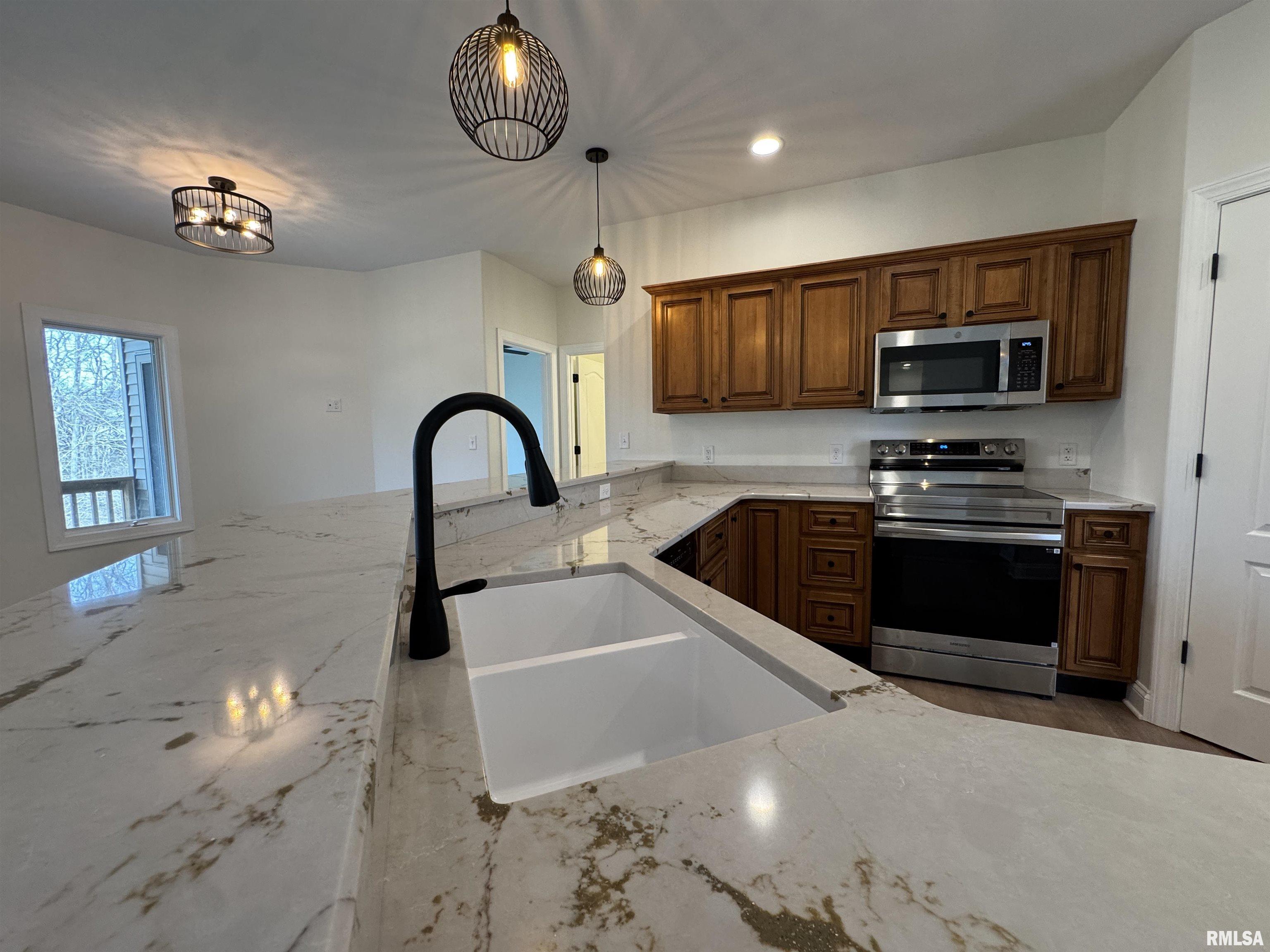 4335 Creek Drive Springfield, IL 62711 - Photo 22 of 62