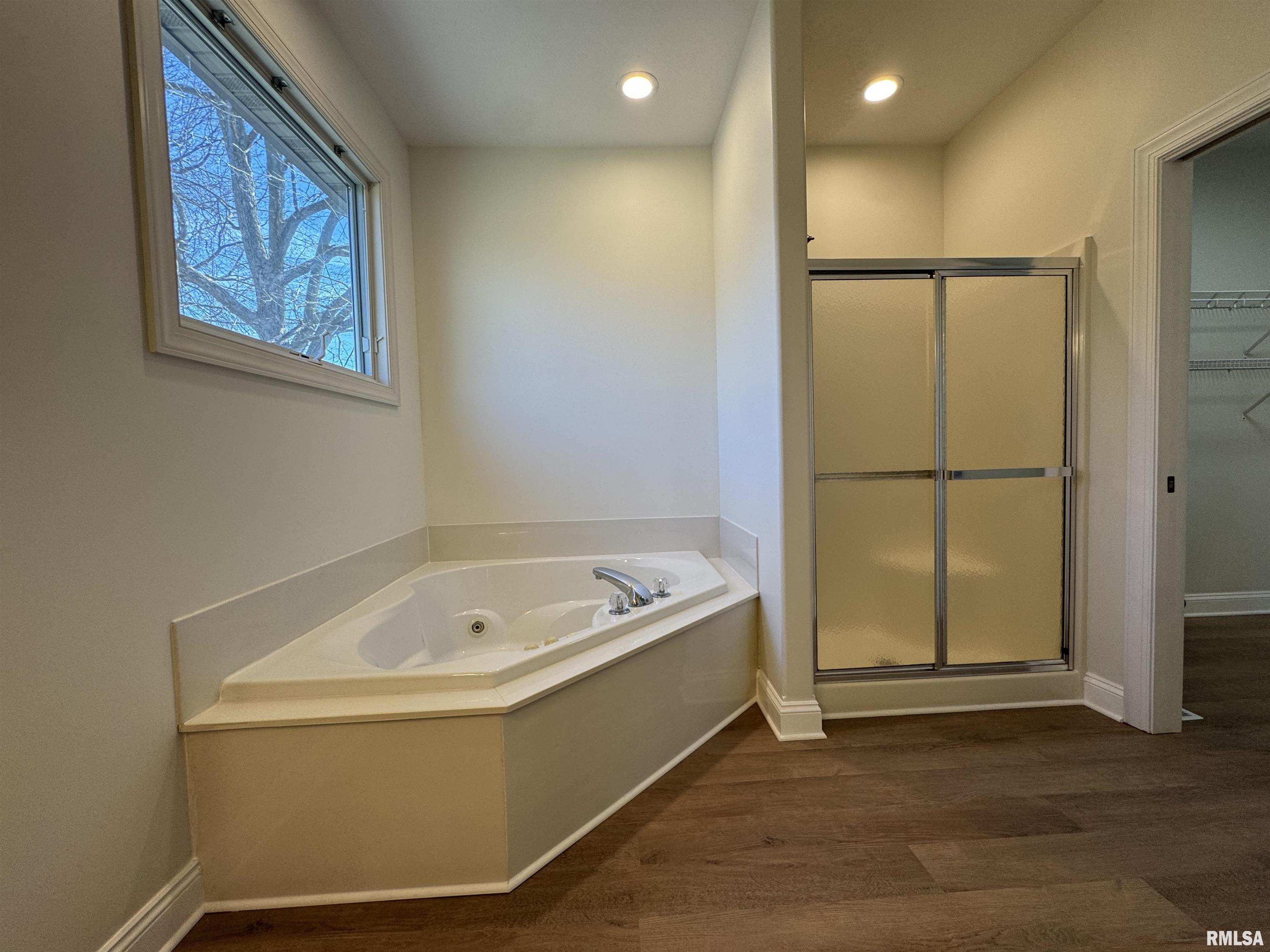 4335 Creek Drive Springfield, IL 62711 - Photo 27 of 62