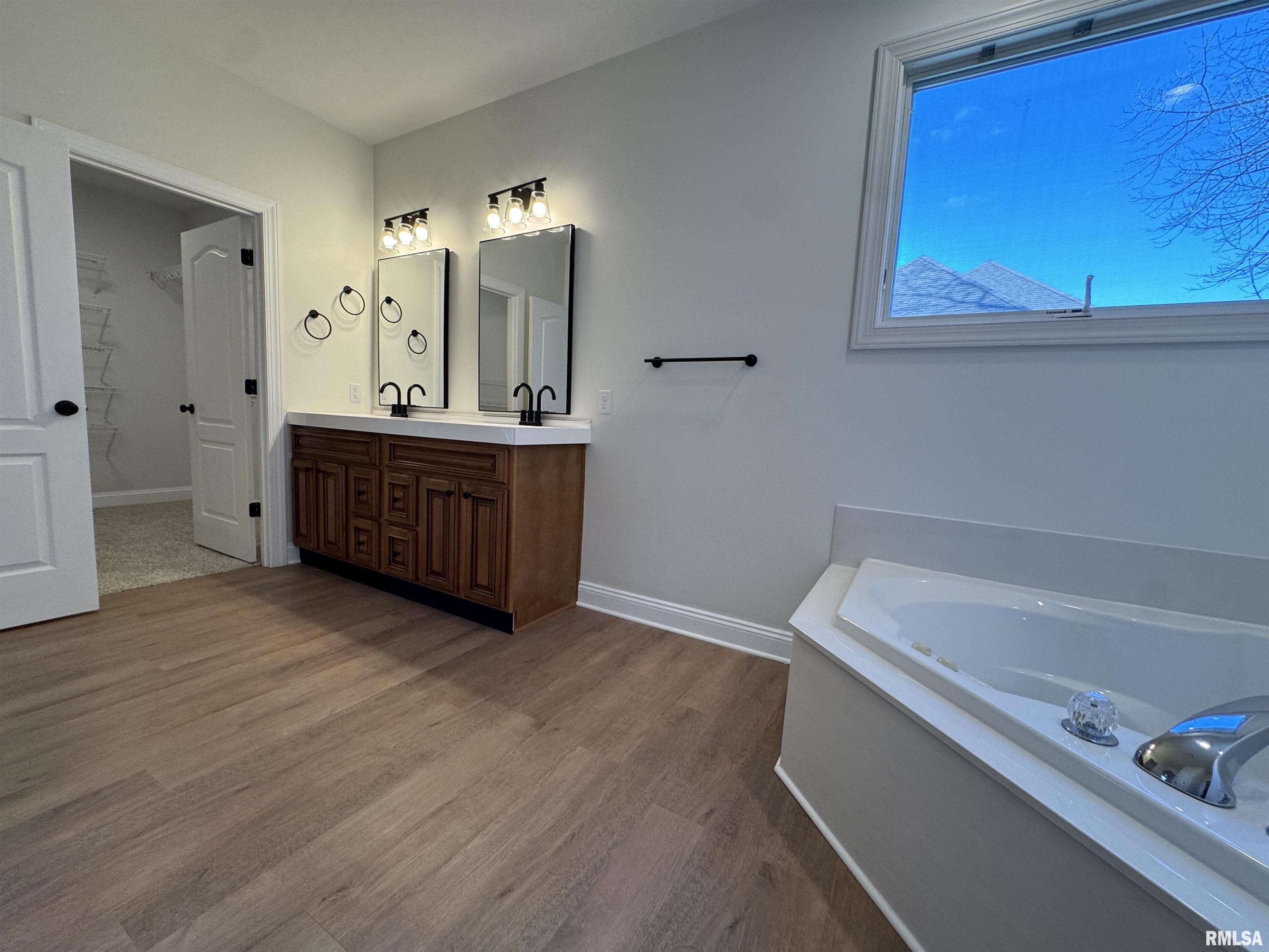 4335 Creek Drive Springfield, IL 62711 - Photo 28 of 62