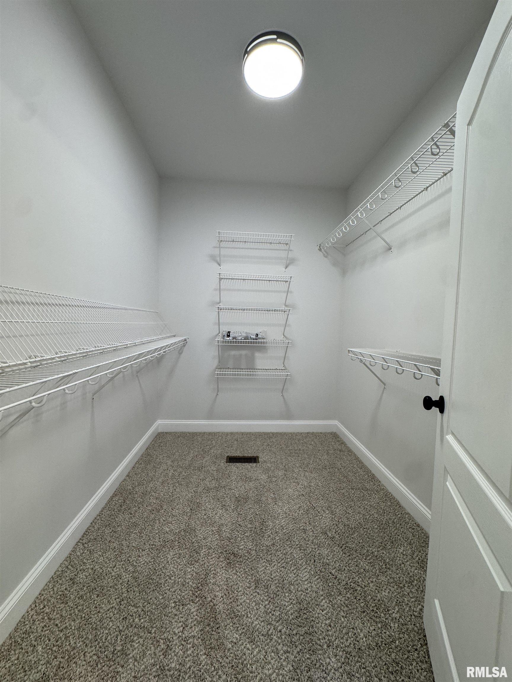 4335 Creek Drive Springfield, IL 62711 - Photo 31 of 62