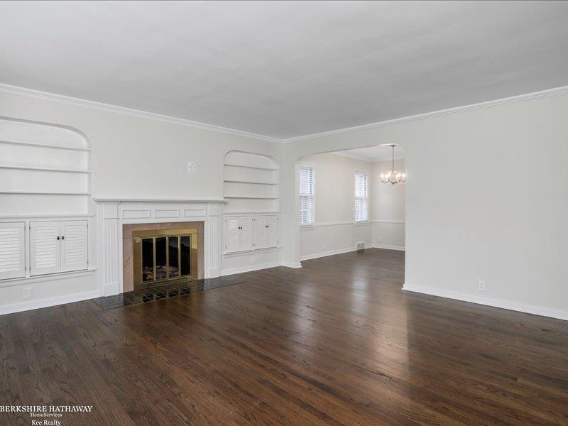 858 Trombley Road Grosse Pointe, MI 48230 - Photo 8 of 54