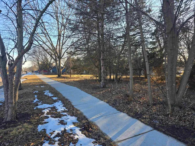 $75,000 | 2005 West State Street, Janesville, WI 53546