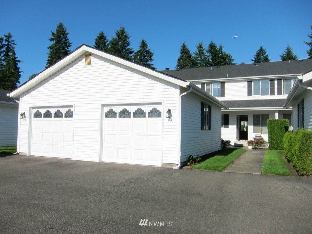 32716 3rd Place South, Unit 13E Federal Way, WA 98003 - Photo 2 of 15