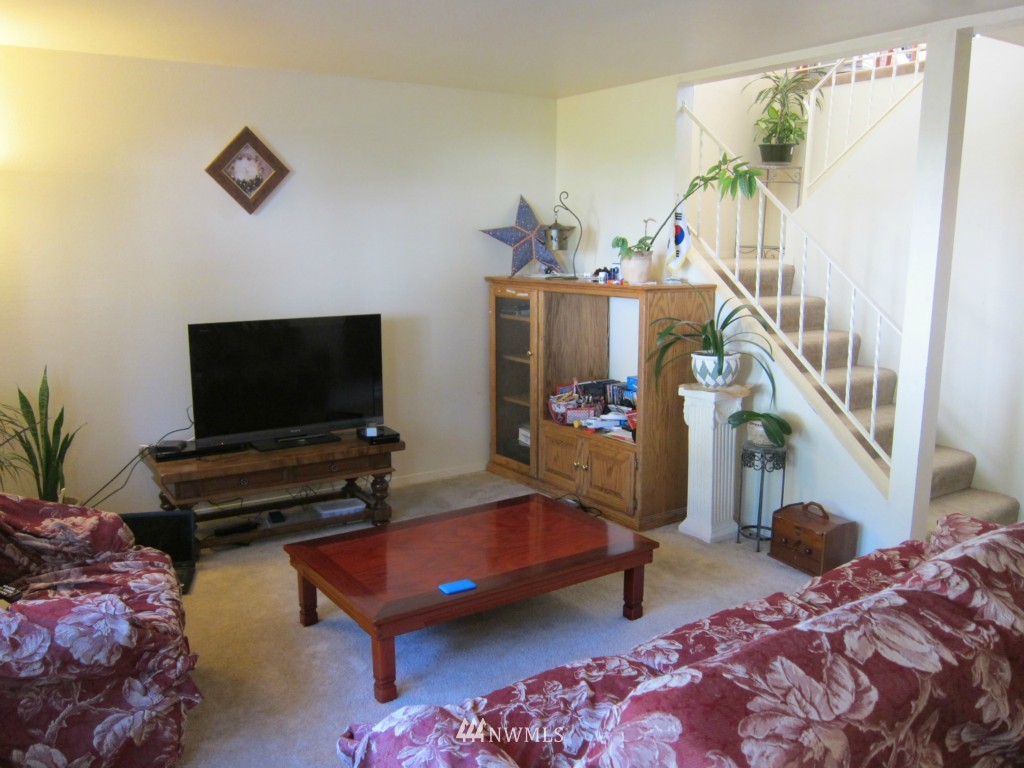 32716 3rd Place South, Unit 13E Federal Way, WA 98003 - Photo 6 of 15
