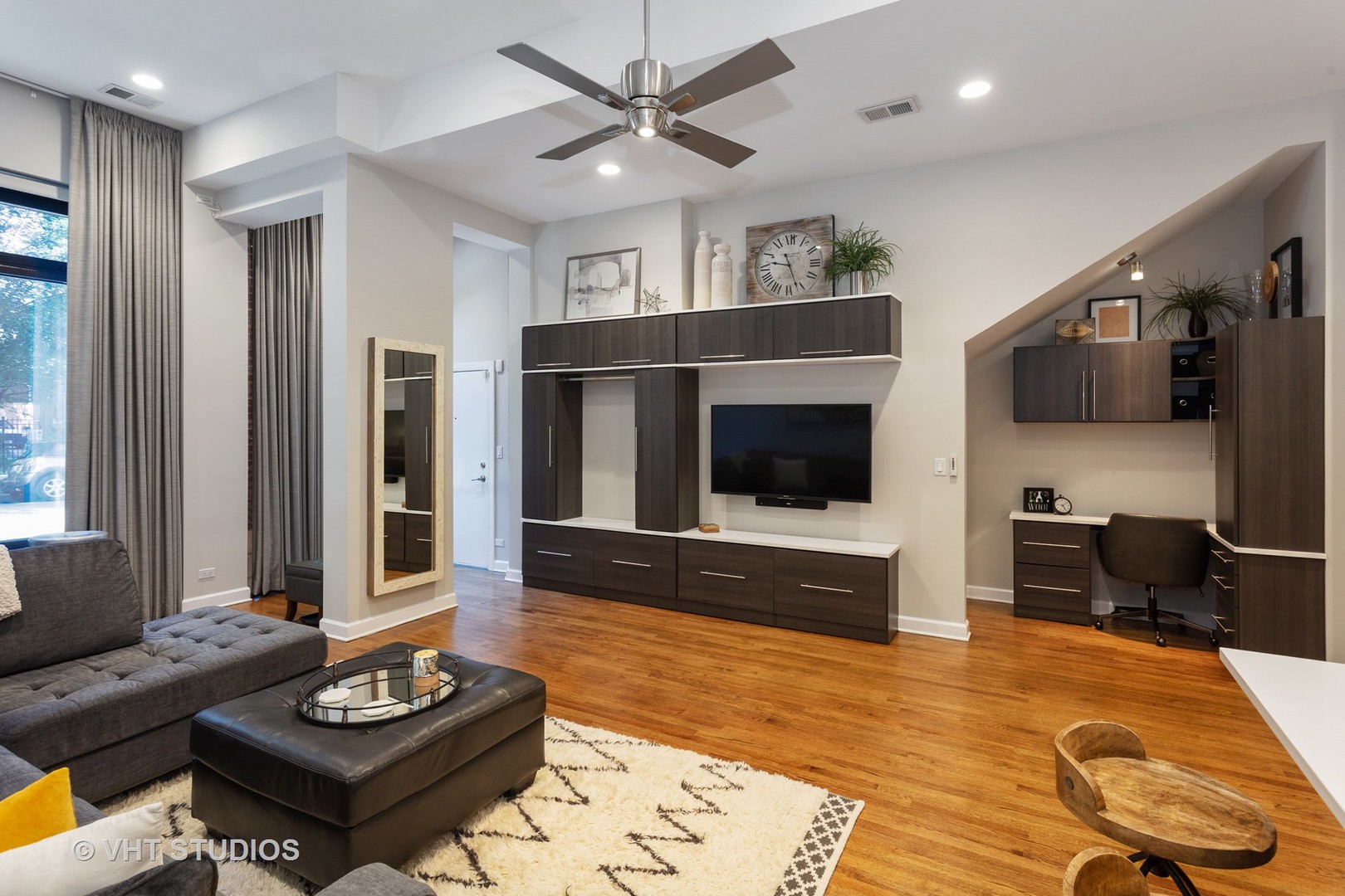 2128 West Rice Street, Unit 1 Chicago, IL 60622 - Photo 4 of 10