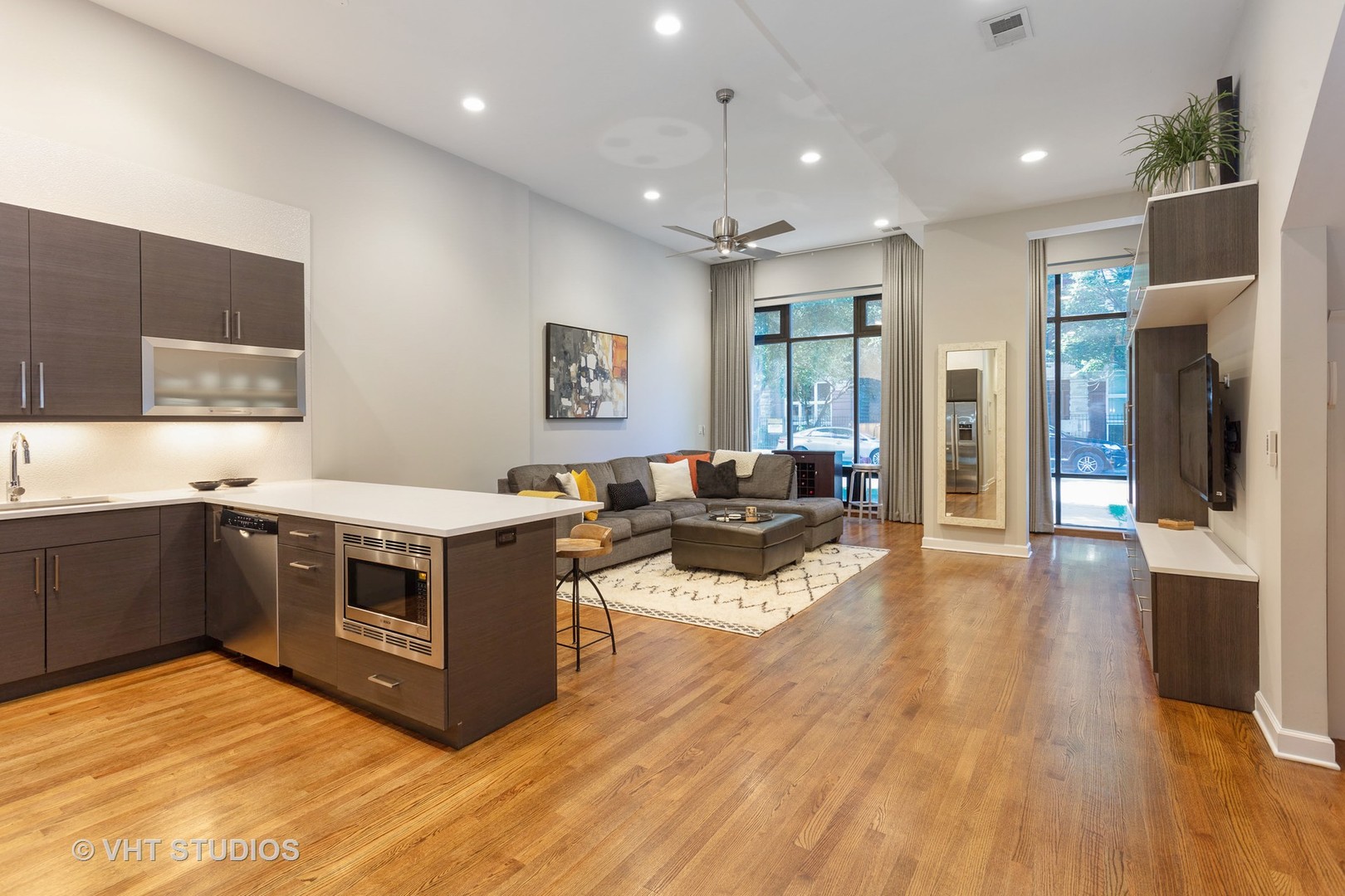 2128 West Rice Street, Unit 1 Chicago, IL 60622 - Photo 5 of 10