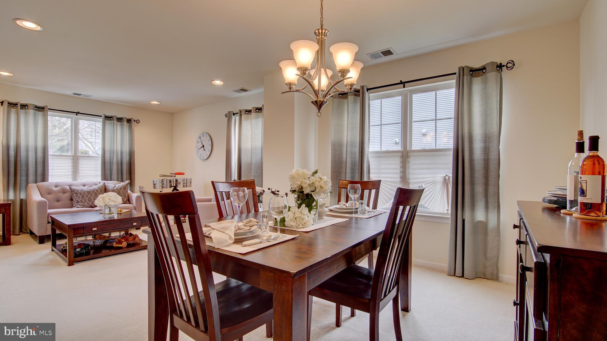 32 Manley Road Pennington, NJ 08534 - Photo 11 of 37