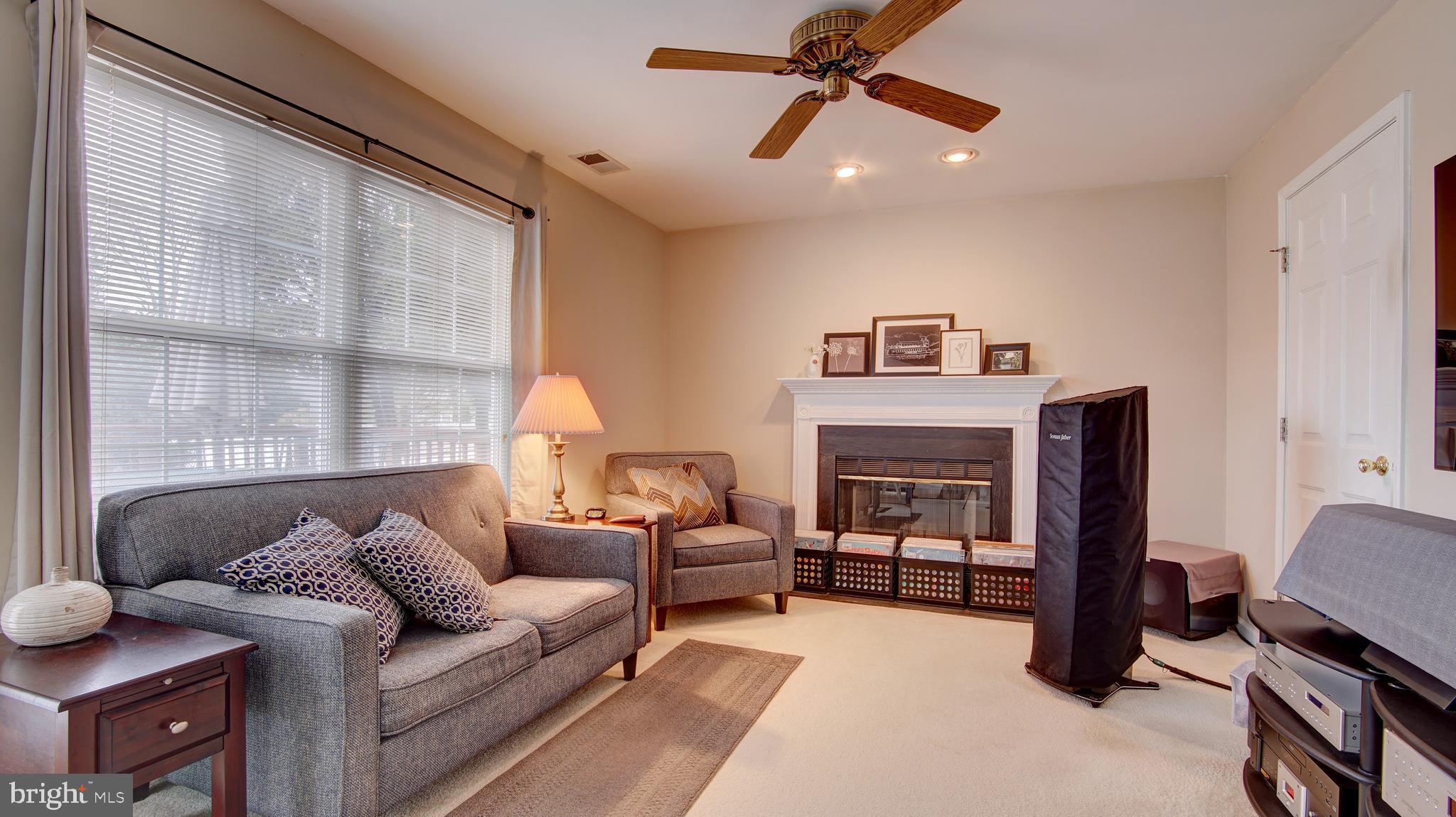 32 Manley Road Pennington, NJ 08534 - Photo 14 of 37