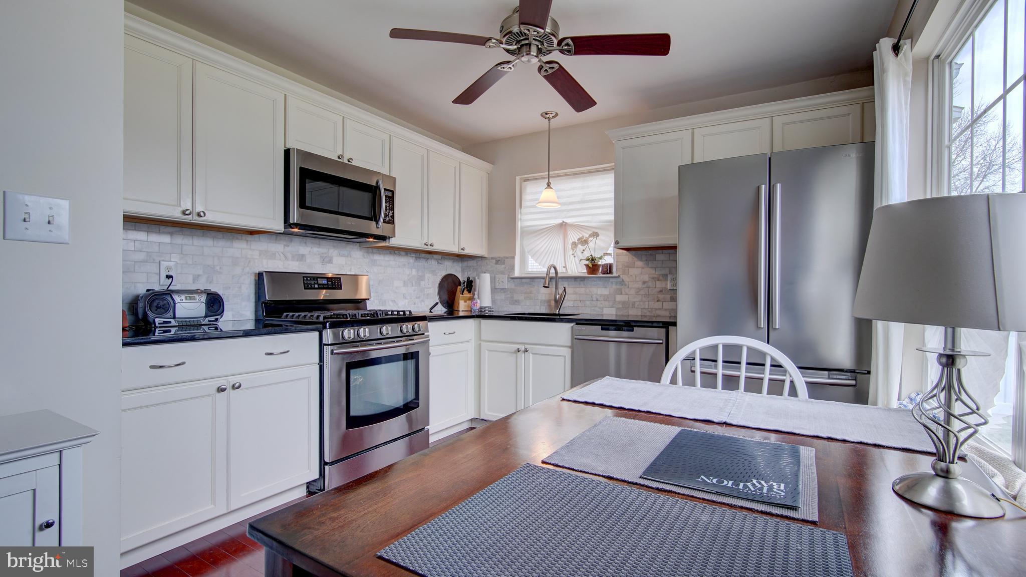 32 Manley Road Pennington, NJ 08534 - Photo 16 of 37