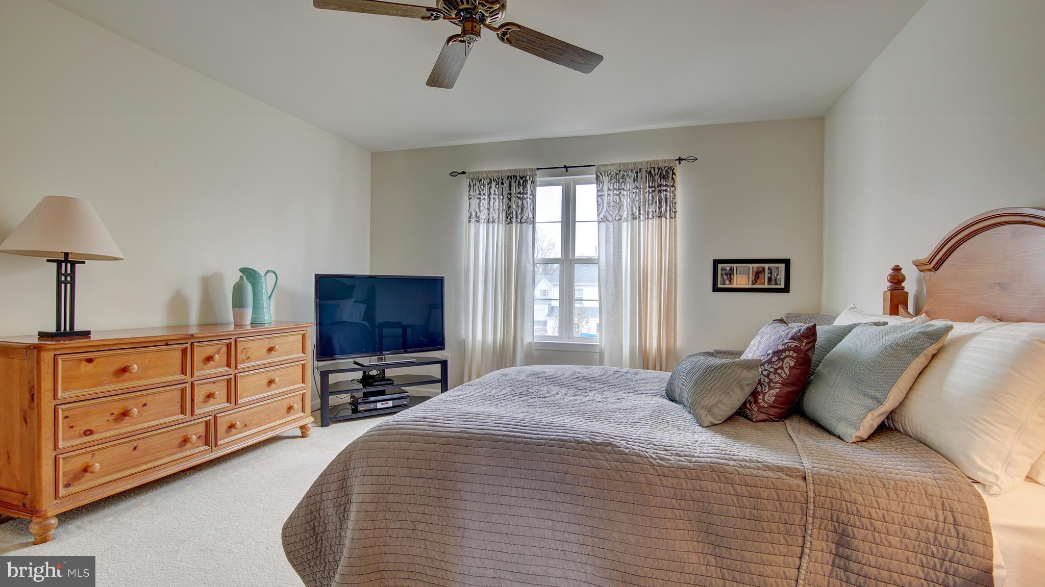 32 Manley Road Pennington, NJ 08534 - Photo 26 of 37