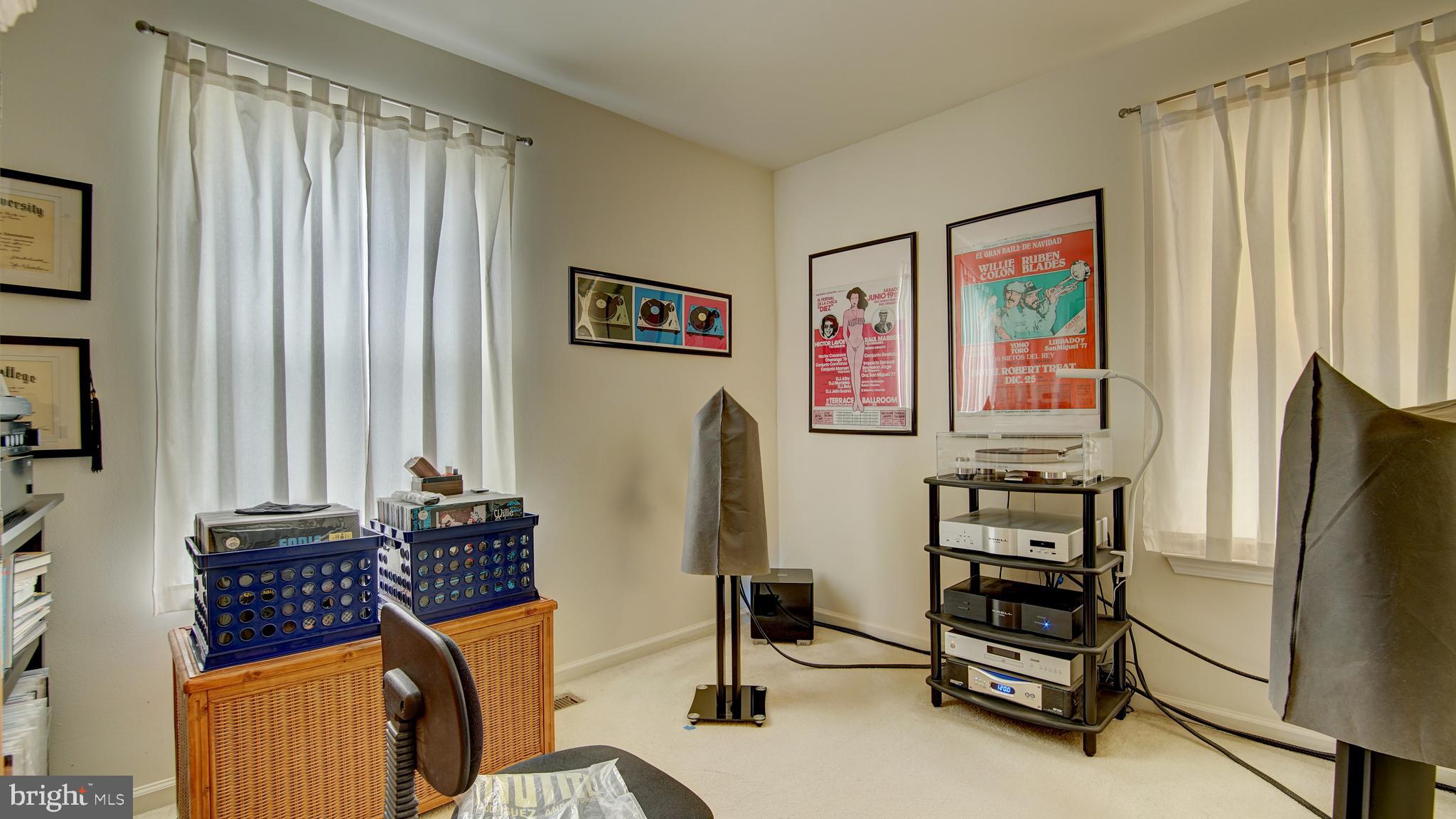 32 Manley Road Pennington, NJ 08534 - Photo 27 of 37