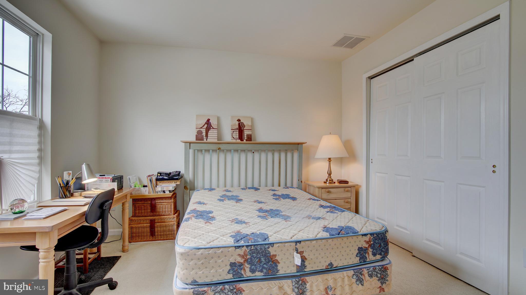 32 Manley Road Pennington, NJ 08534 - Photo 29 of 37