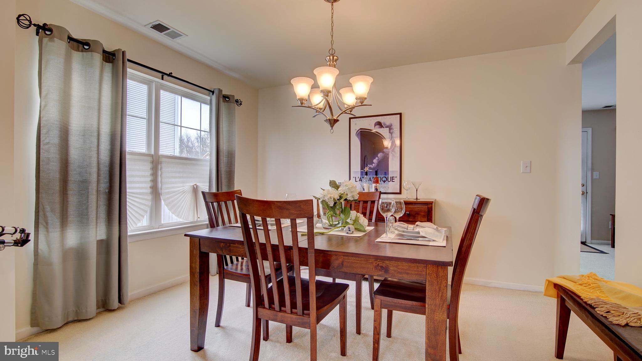 32 Manley Road Pennington, NJ 08534 - Photo 10 of 37