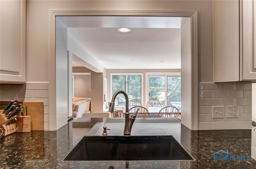 2248 Innisbrook Road Toledo, OH 43606 - Photo 17 of 36 Gallery Image 17