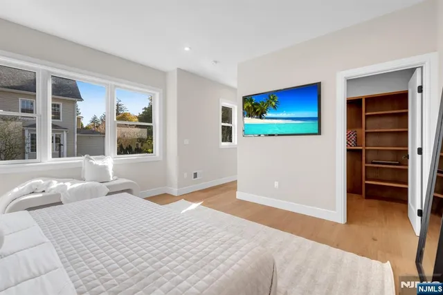 $1,200,000 | 92 West Main Street, Ramsey, NJ 07446