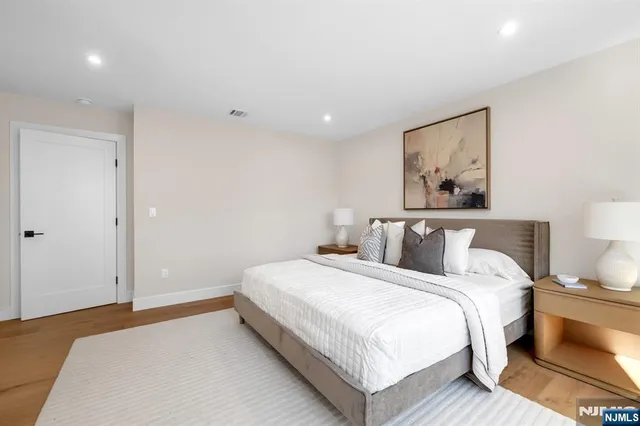 $1,200,000 | 92 West Main Street, Ramsey, NJ 07446