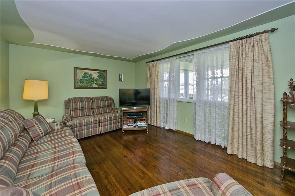 126 Upper Middletown Road Uniontown, PA 15401 - Photo 3 of 23