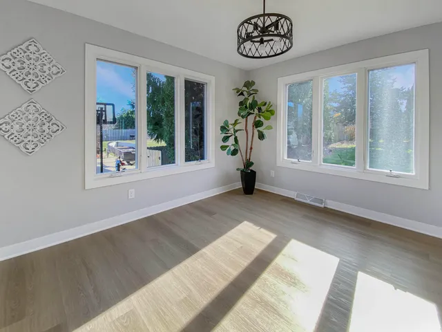 $599,900 | 4327 29th Street, Kenosha, WI 53144