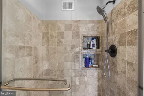 $510,000 | 7927 Central Park Circle, Alexandria, VA 22309