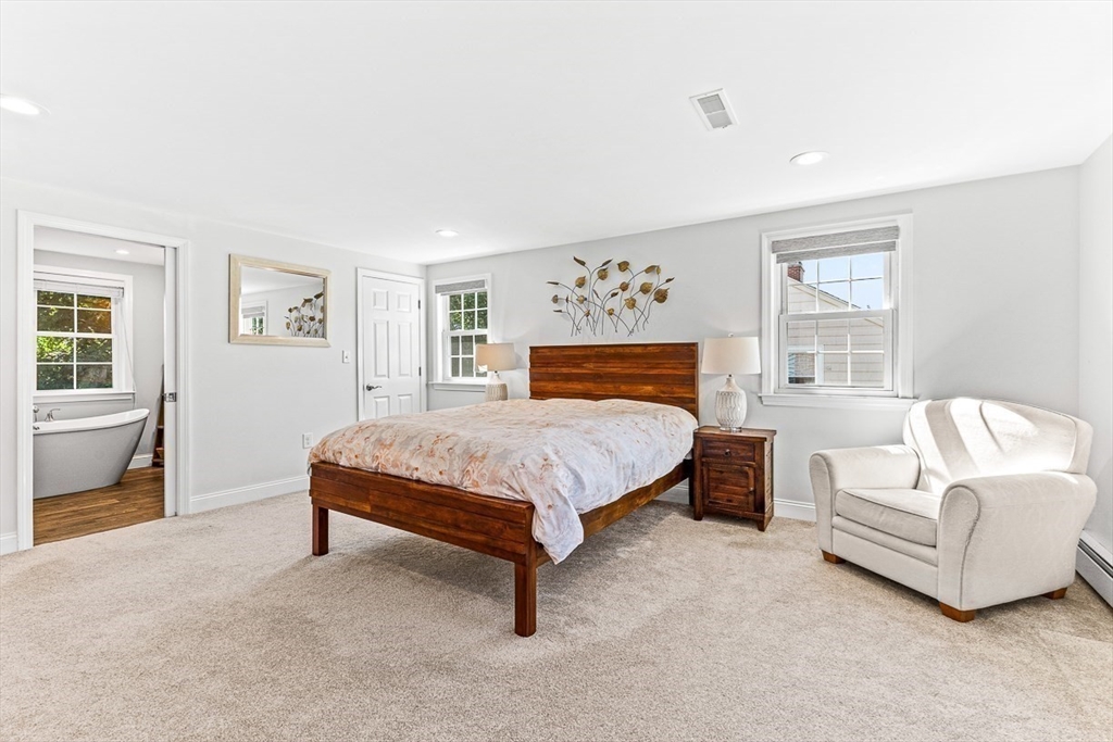 37 Gregory Road Wakefield, MA 01880 - Photo 19 of 42
