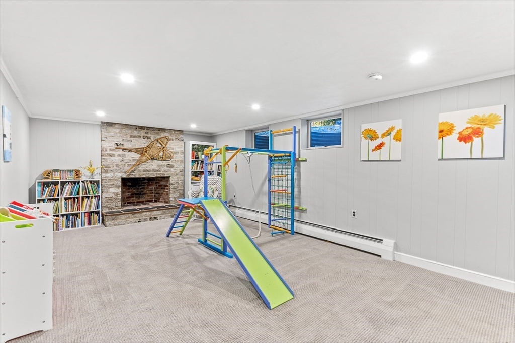 37 Gregory Road Wakefield, MA 01880 - Photo 39 of 42