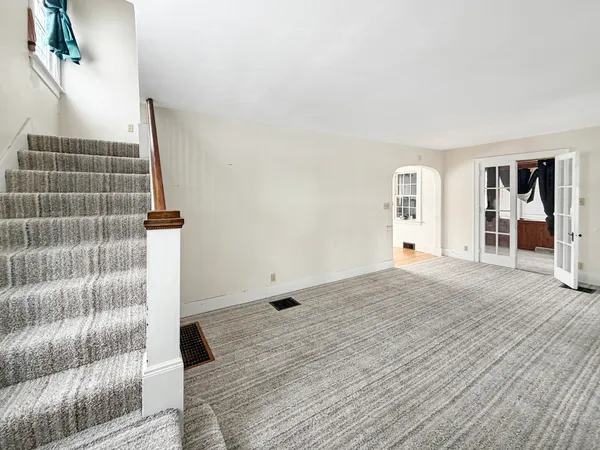 $92,500 | 727 East Garden Street, Freeport, IL 61032