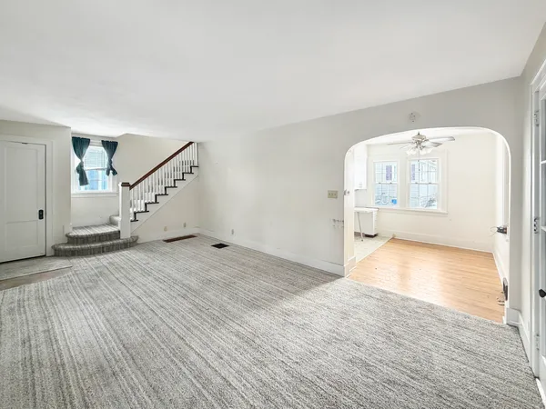 $92,500 | 727 East Garden Street, Freeport, IL 61032