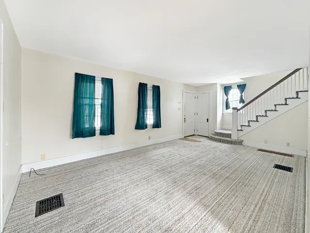 $86,900 | 727 East Garden Street, Freeport, IL 61032