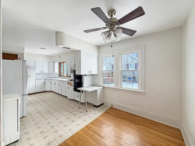 $86,900 | 727 East Garden Street, Freeport, IL 61032